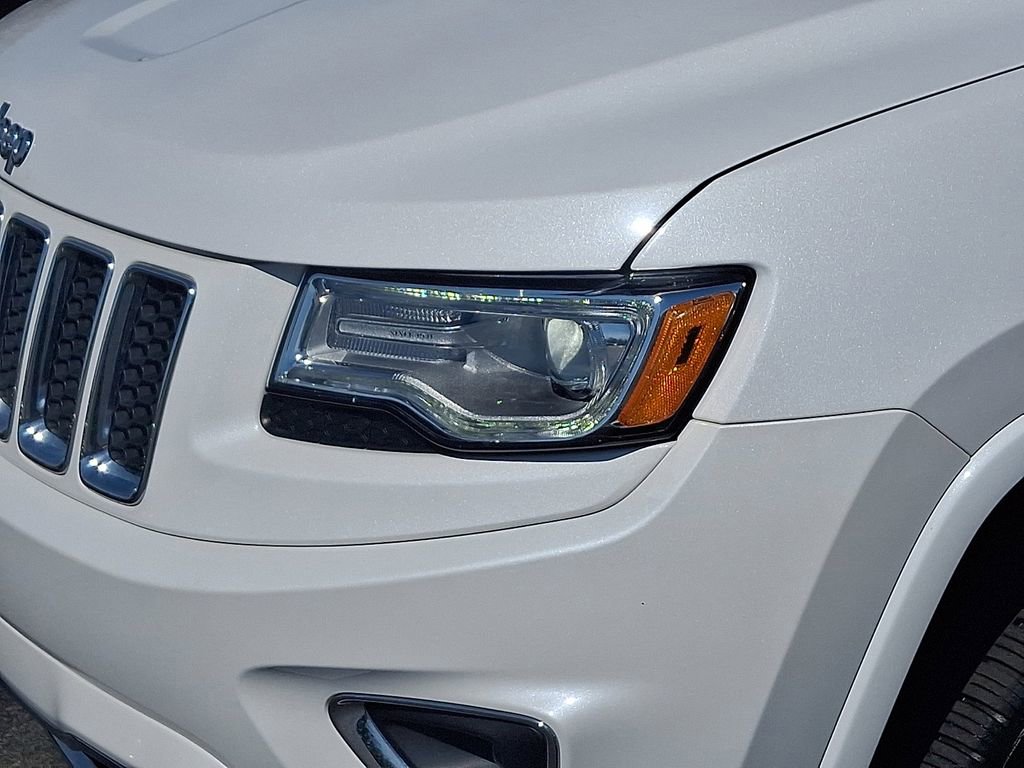 Used 2016 Jeep Grand Cherokee Overland AWD/4WD image 9