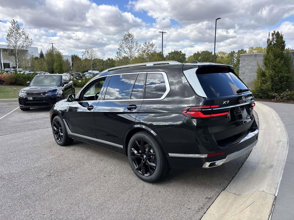 New 2026 BMW X7 xDrive40i w/ Premium Package image 5