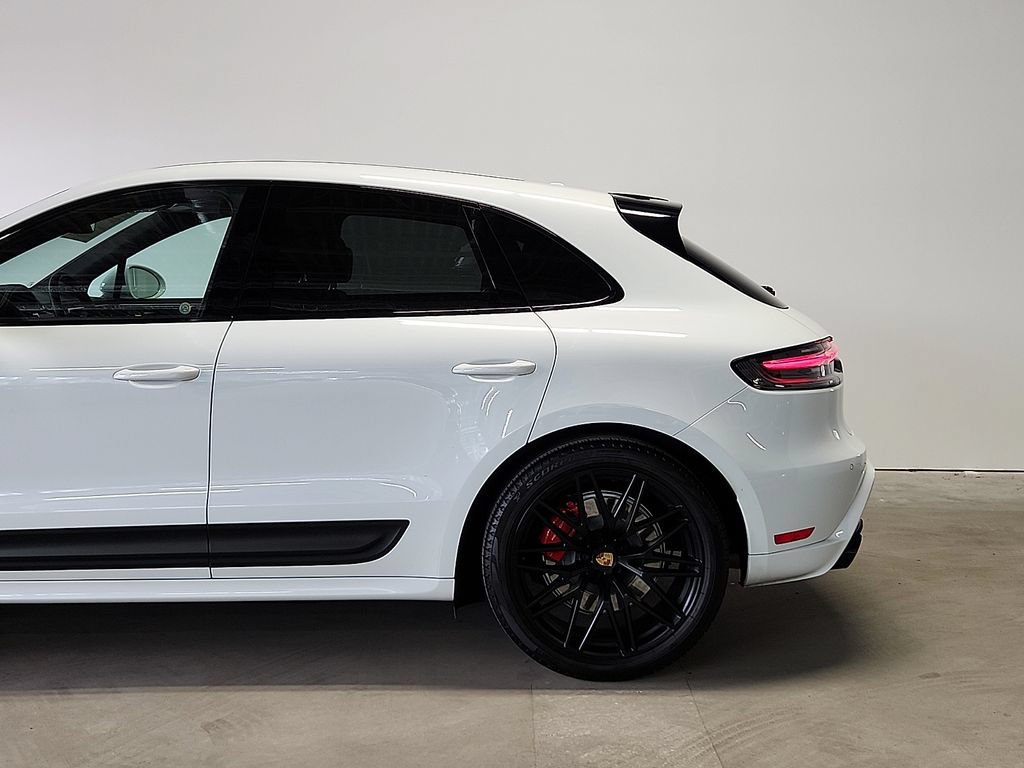 Certified 2024 Porsche Macan GTS AWD/4WD image 7