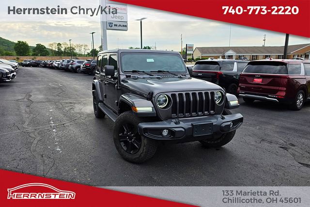 Used 2022 Jeep Wrangler Unlimited Sahara AWD/4WD image 1