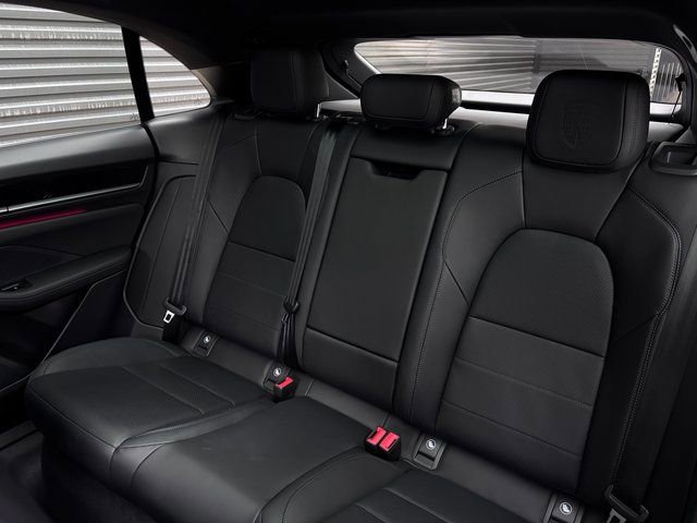 New 2026 Porsche Macan 4 Electric image 26