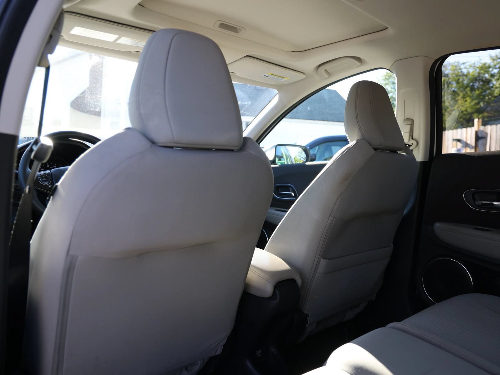 Used 2019 Honda HR-V EX image 23
