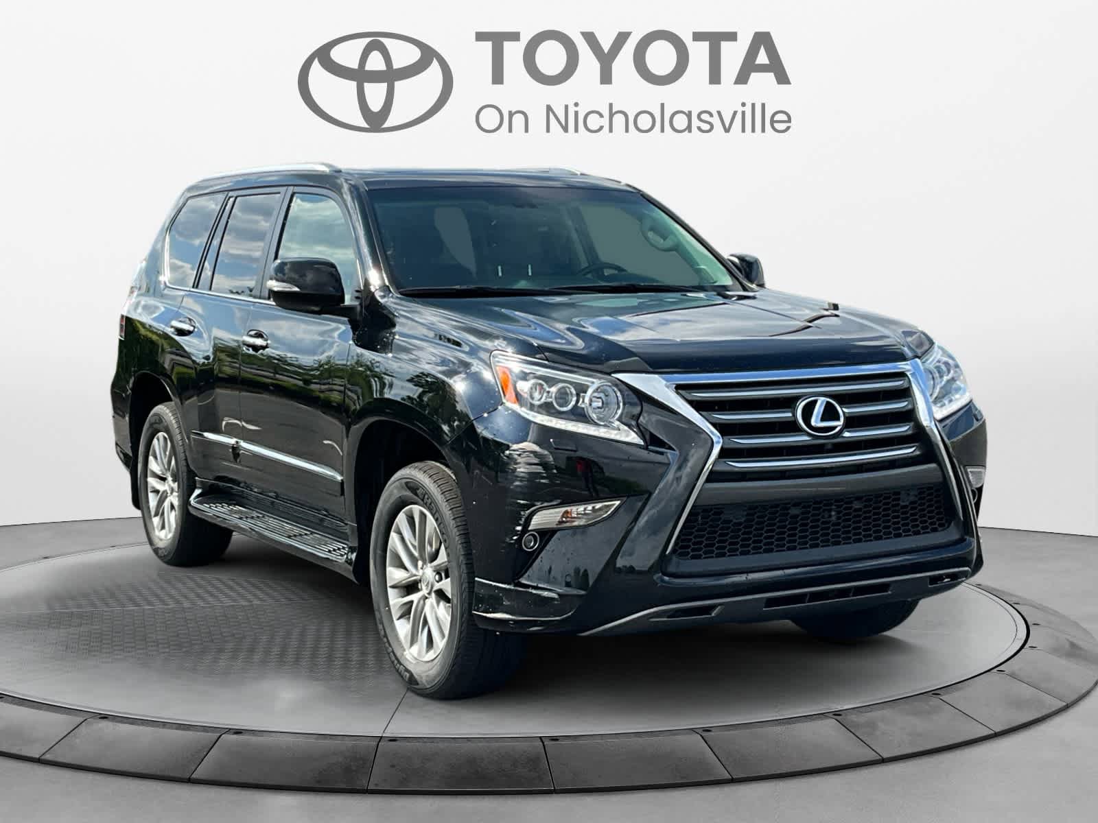Used 2017 Lexus GX 460 Luxury w/ Preferred Accessory Package AWD/4WD image 8