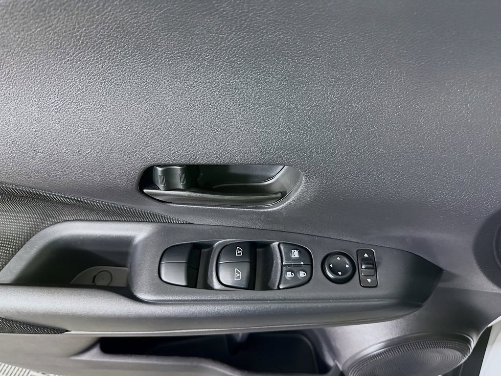 Certified 2023 Nissan Kicks S image 22