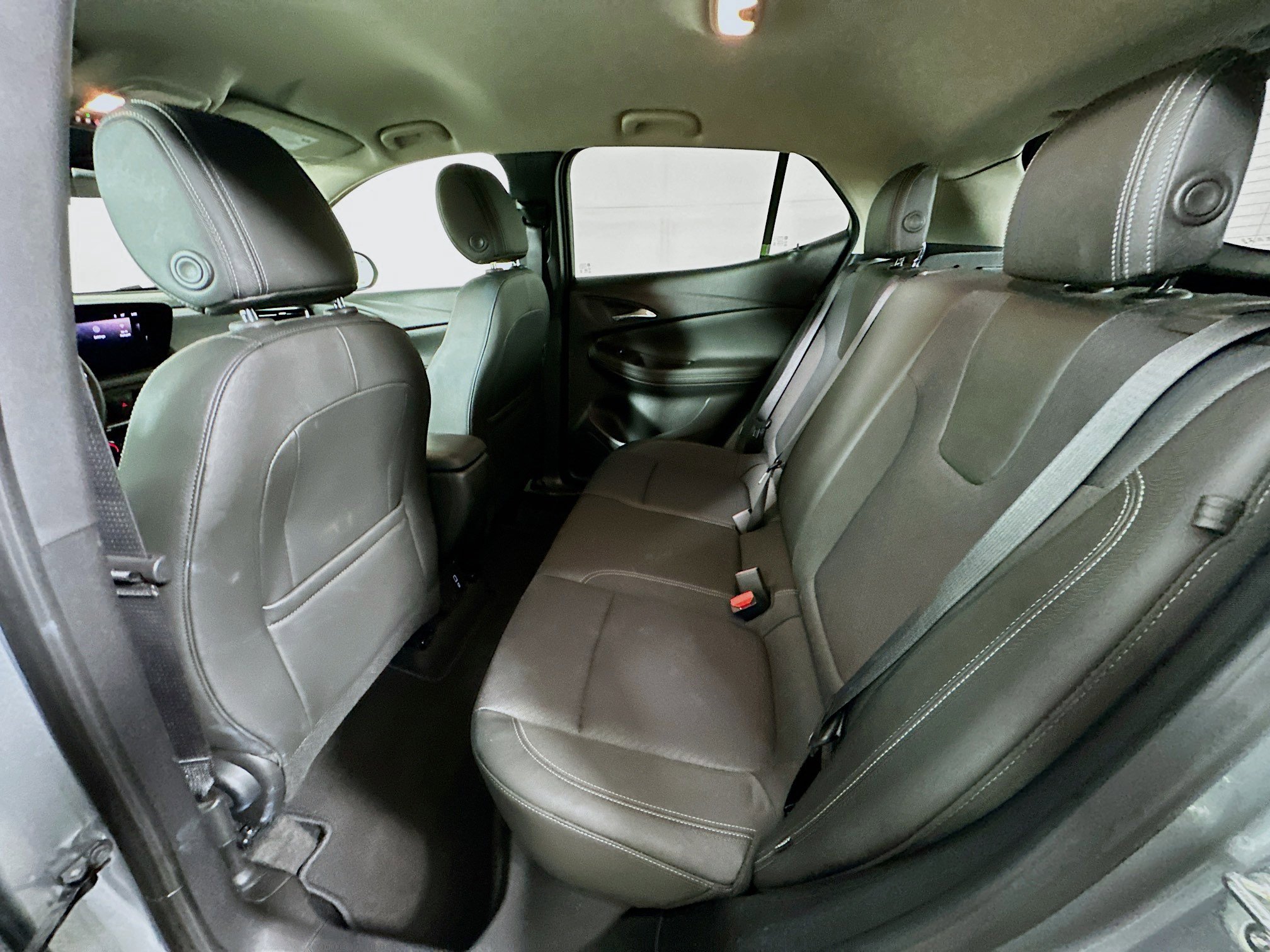Used 2025 Buick Encore GX Preferred image 26