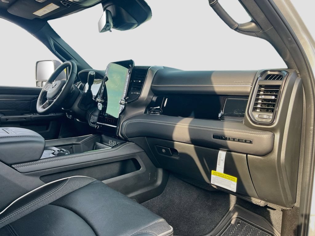 Certified 2026 RAM 2500 Limited AWD/4WD image 31