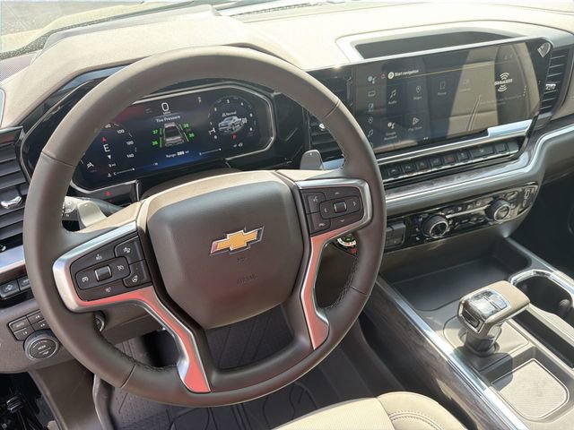 New 2026 Chevrolet Silverado 1500 LTZ w/ Technology Package AWD/4WD image 17