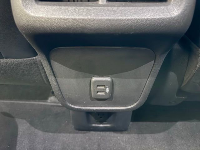 Used 2024 GMC Terrain AT4 image 25