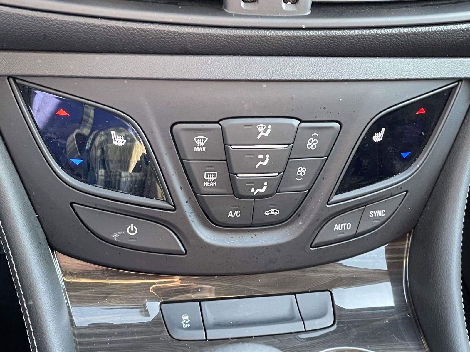 Used 2019 Buick Envision Essence image 10
