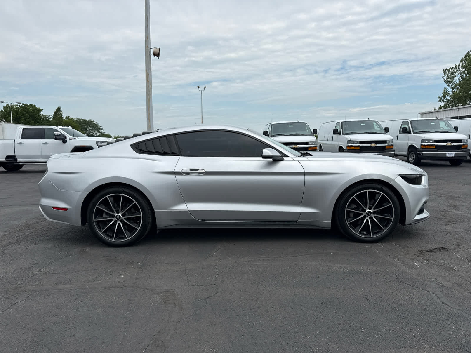Used 2015 Ford Mustang Coupe w/ Wheel & Stripe Package RWD image 6