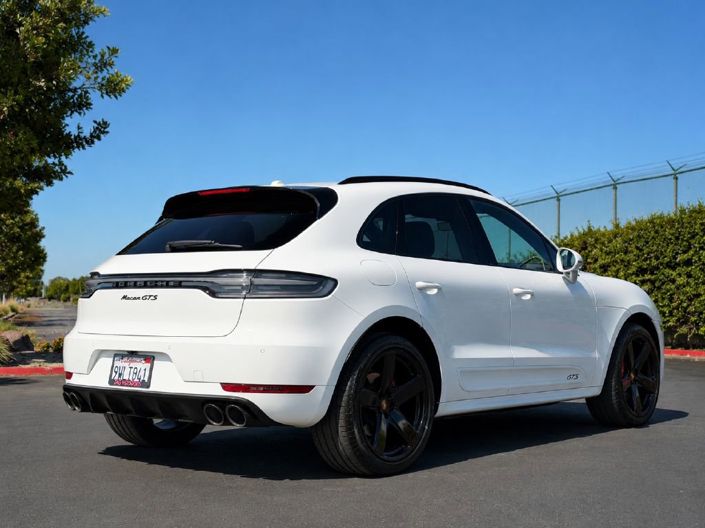 Used 2021 Porsche Macan GTS w/ Premium Package Plus (PF9) AWD/4WD image 4