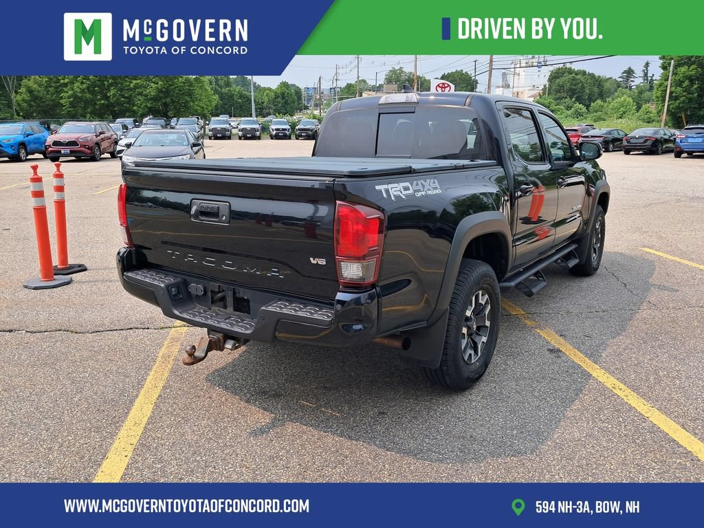 Used 2019 Toyota Tacoma TRD Off-Road w/ Technology Package AWD/4WD image 3
