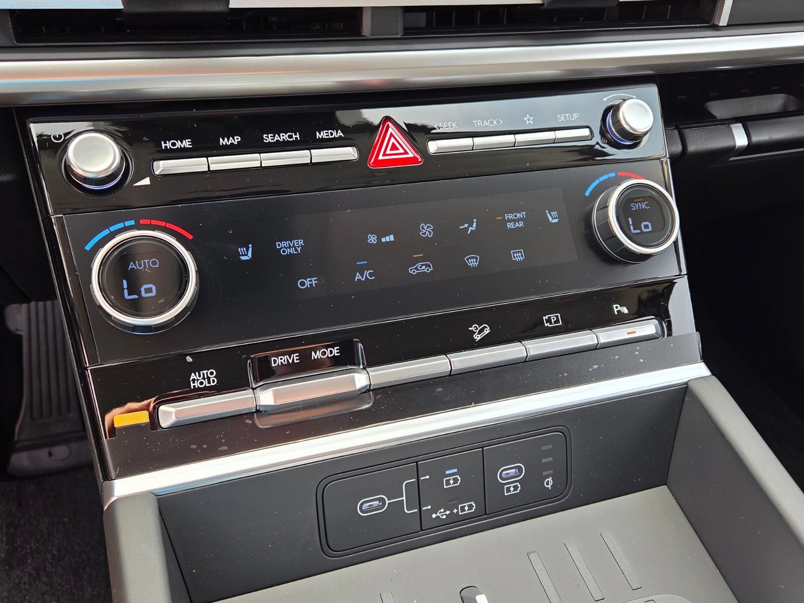 New 2026 Hyundai Santa Fe SEL FWD image 21