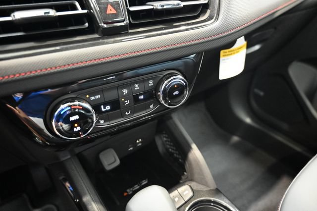 New 2026 Chevrolet TrailBlazer RS w/ Convenience Package AWD/4WD image 17