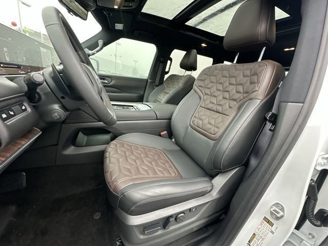 New 2026 Nissan Armada Platinum Reserve image 13