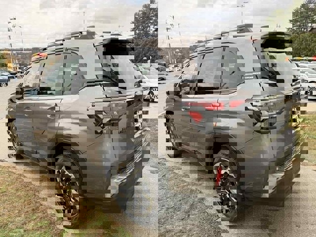 New 2025 Subaru Forester Premium image 8