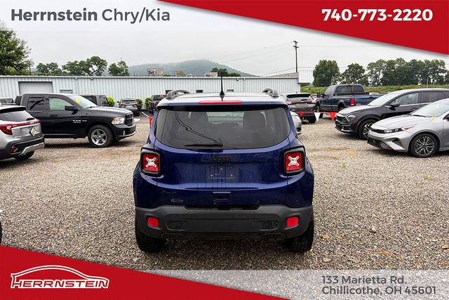 Used 2018 Jeep Renegade Altitude AWD/4WD image 16
