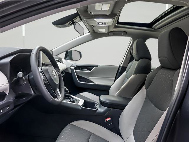 Certified 2025 Toyota RAV4 XLE AWD/4WD image 9