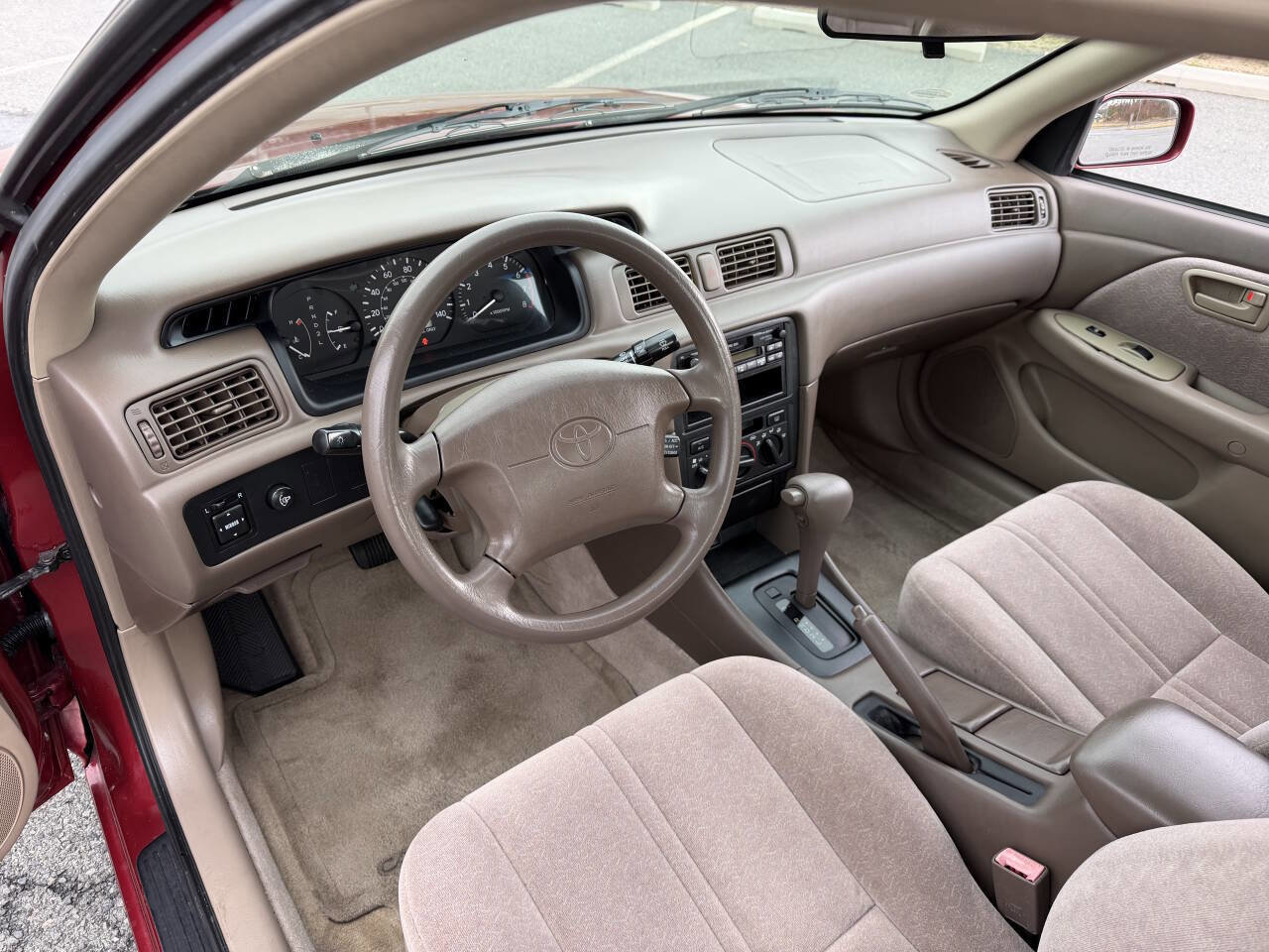 Used 1998 Toyota Camry LE FWD image 12