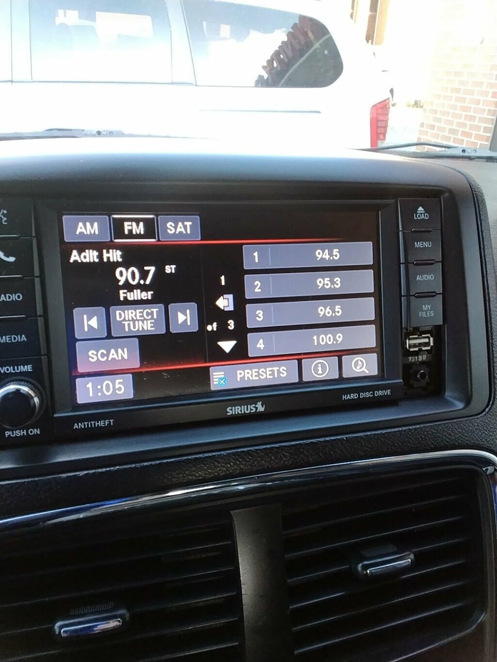 Used 2019 Dodge Grand Caravan SXT image 19