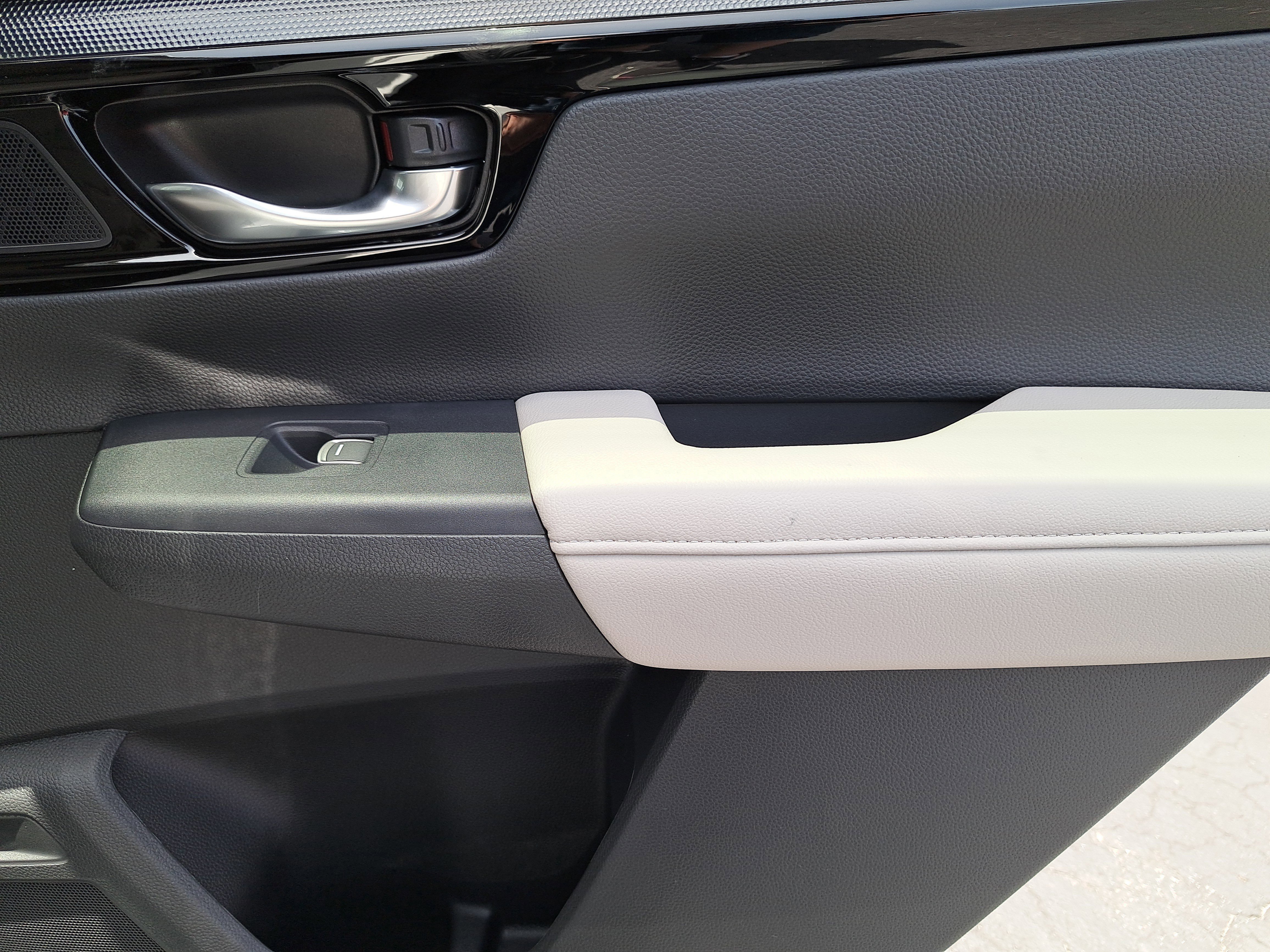 New 2026 Honda CR-V EX-L image 14