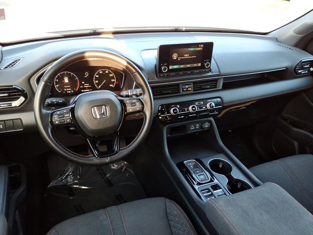 Certified 2023 Honda Pilot Sport image 5