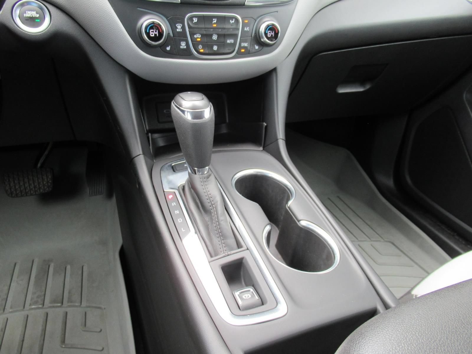 Used 2020 Chevrolet Equinox LT AWD/4WD image 27