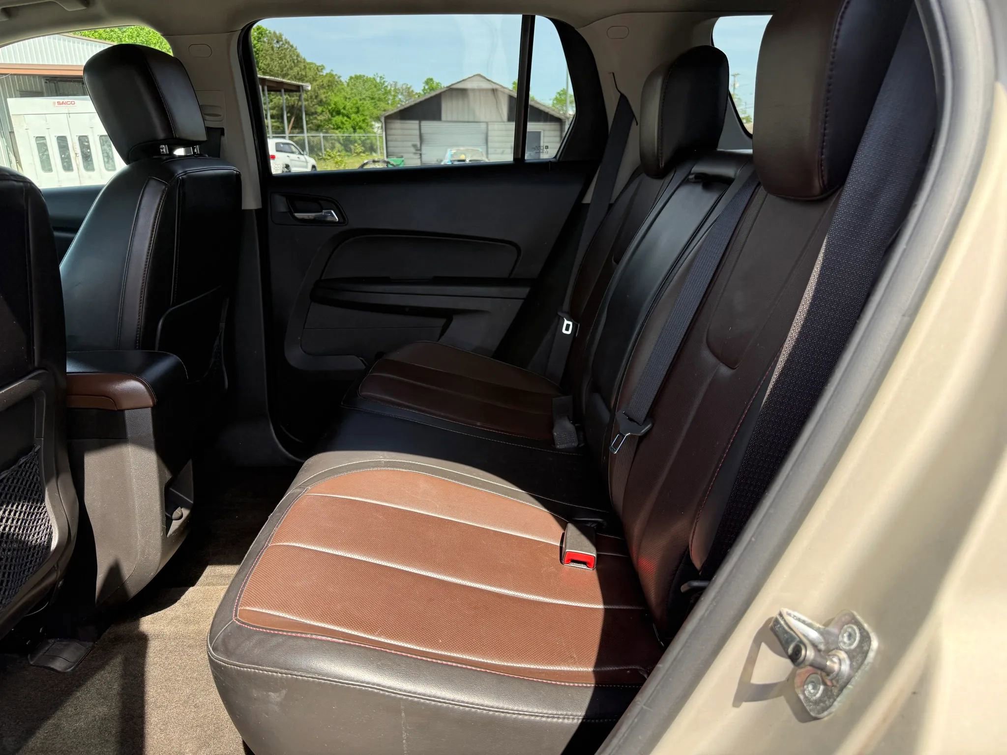 Used 2011 GMC Terrain SLT FWD image 21