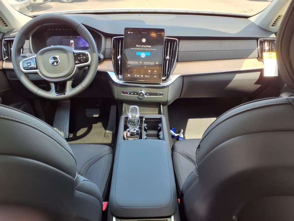 New 2026 Volvo XC90 B5 Core AWD/4WD image 8