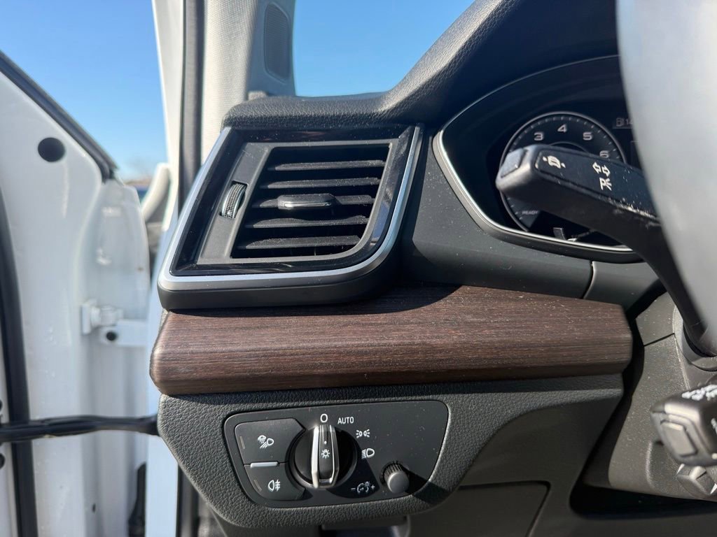 Used 2024 Audi Q5 2.0T Premium Plus image 21