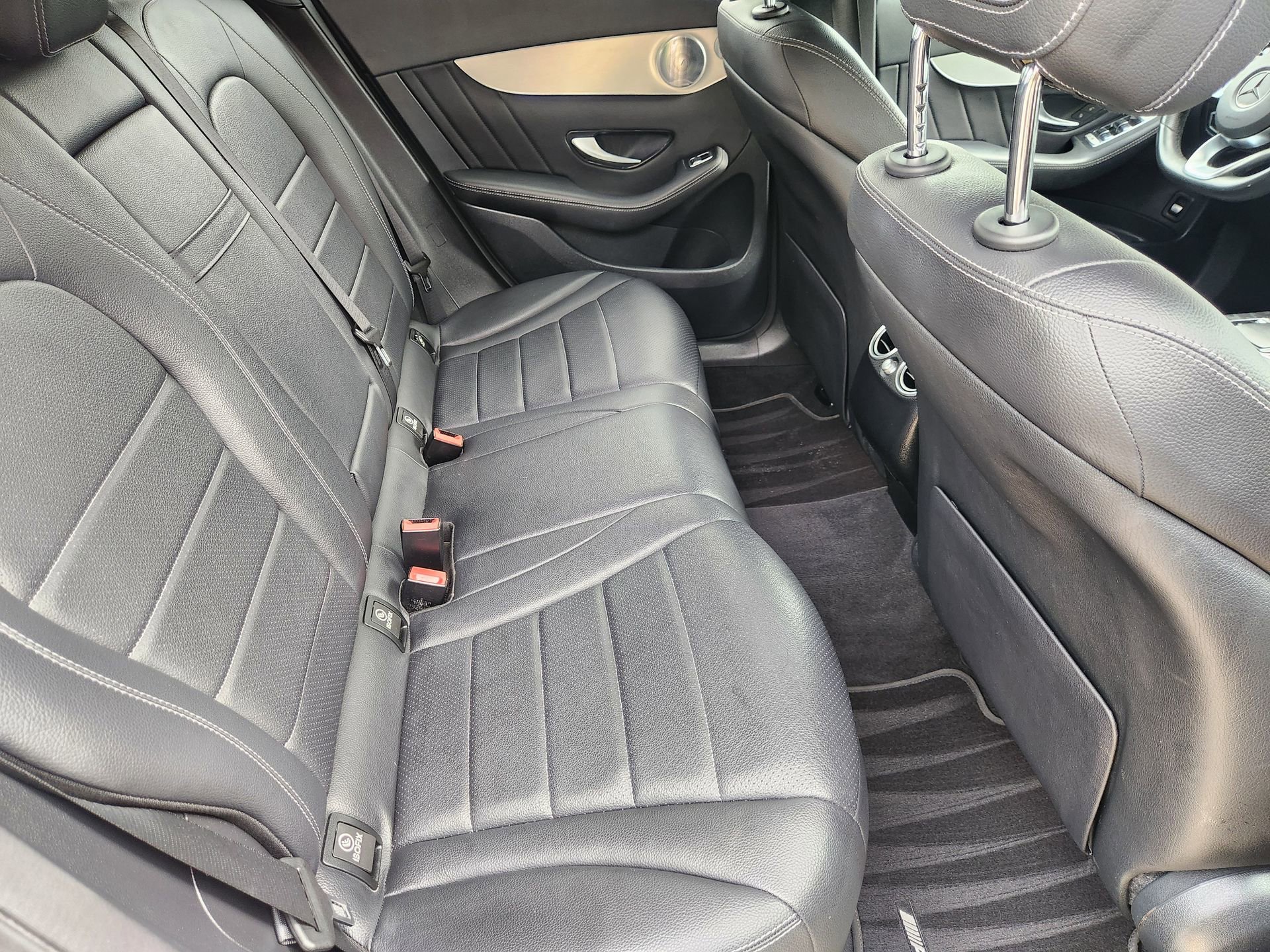 Certified 2020 Mercedes-Benz GLC 300 image 31