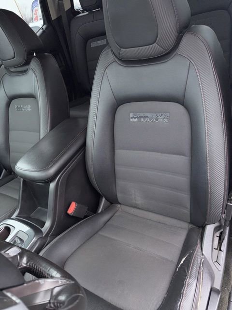 Used 2017 GMC Canyon SLE w/ All Terrain X Package image 12