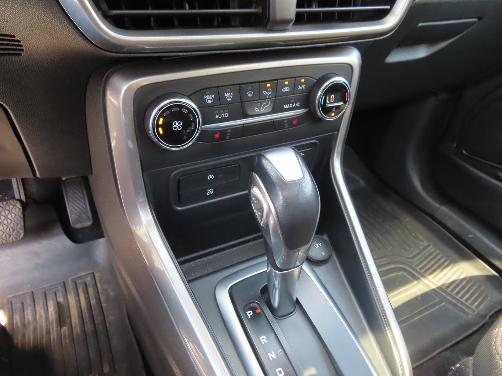 Used 2020 Ford EcoSport SE w/ SE Convenience Package AWD/4WD image 25