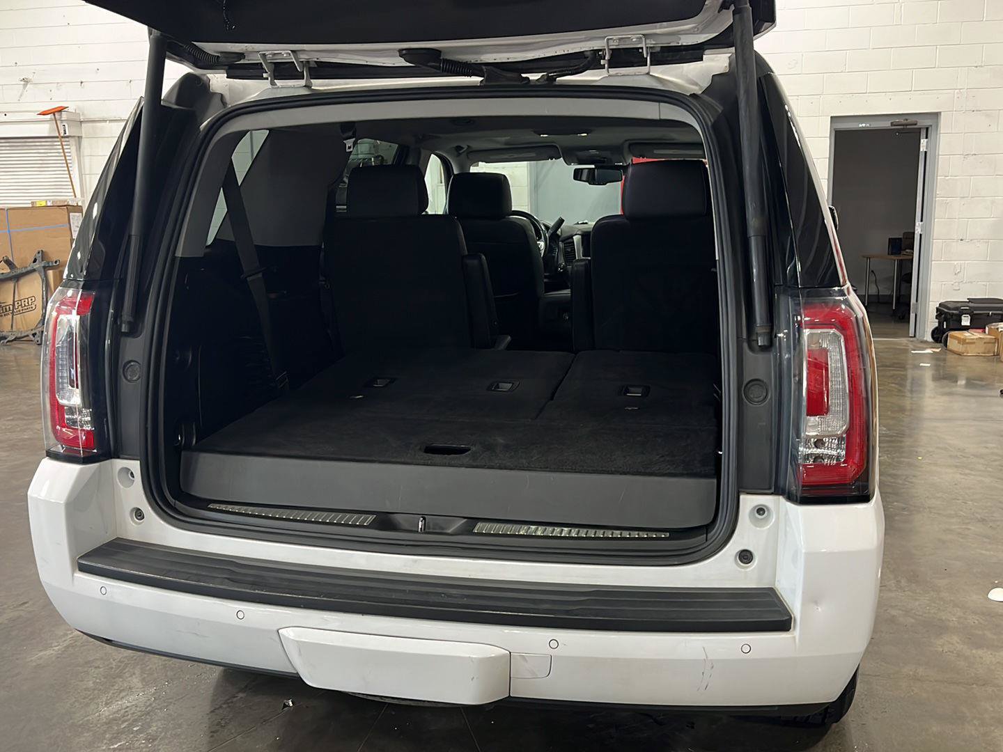 Used 2020 GMC Yukon SLT AWD/4WD image 9