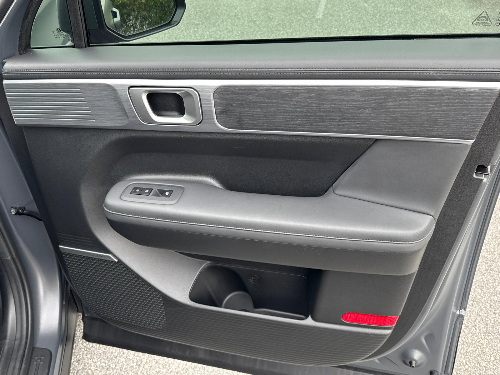 Used 2025 Hyundai Santa Fe Limited image 14