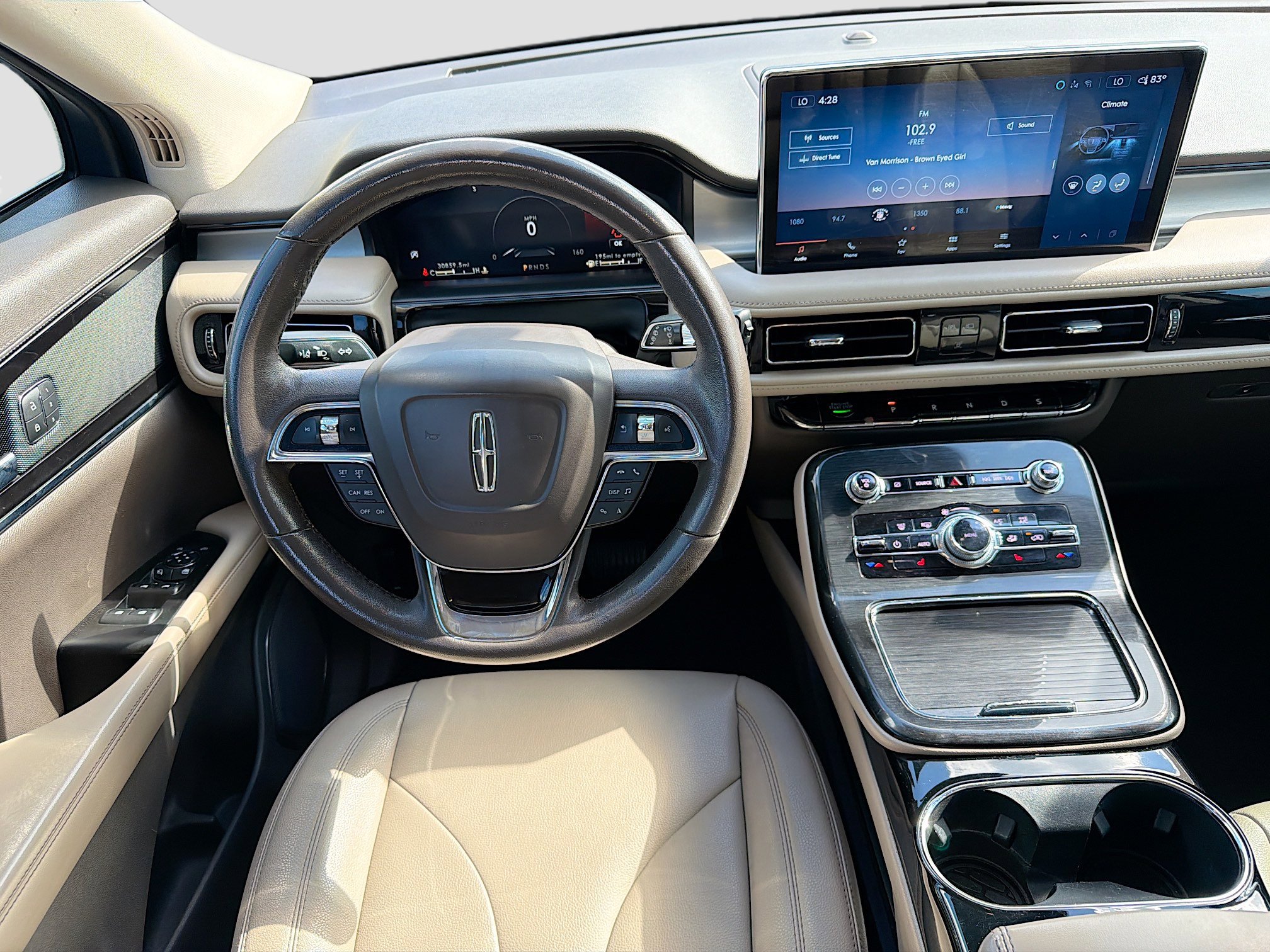 Used 2021 Lincoln Nautilus FWD image 17