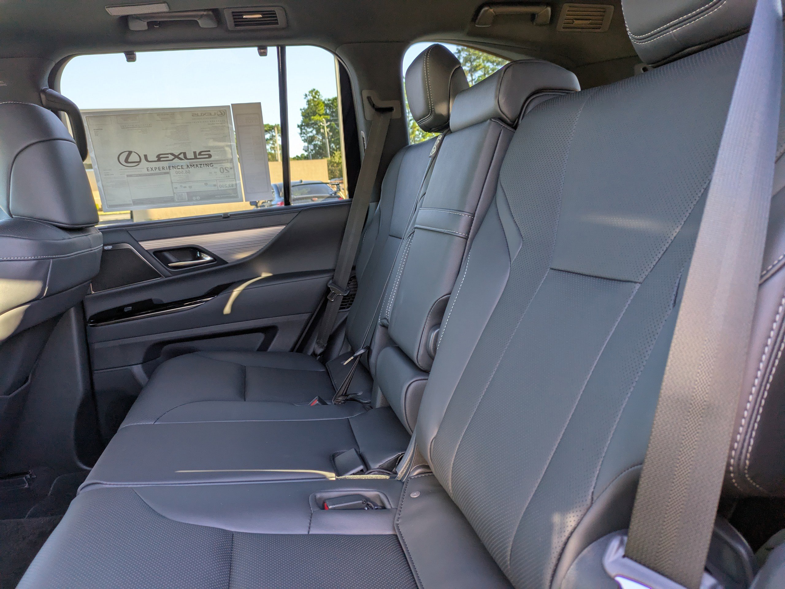 New 2025 Lexus LX 700h F Sport image 15