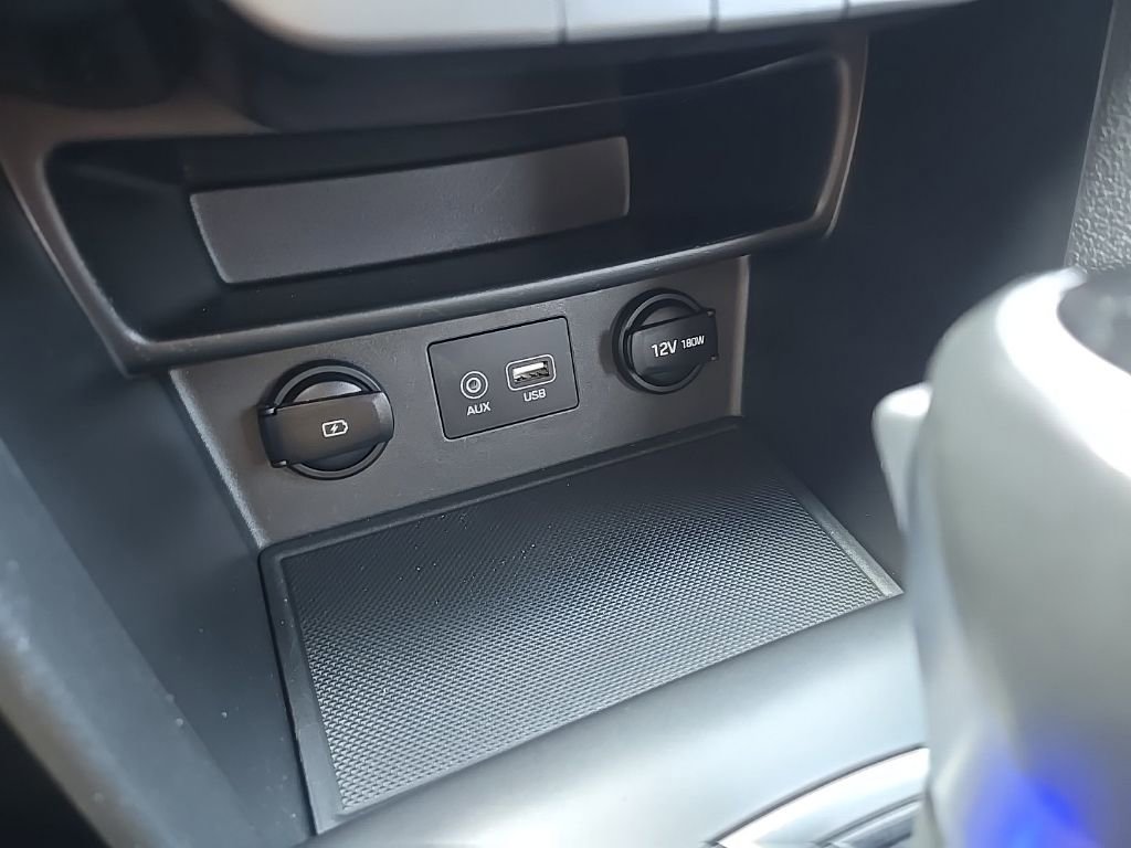 Used 2021 Hyundai Kona SEL w/ Cargo Package FWD image 44