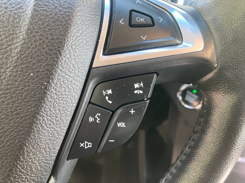 Used 2018 Ford Edge Titanium w/ Cold Weather Package AWD/4WD image 44