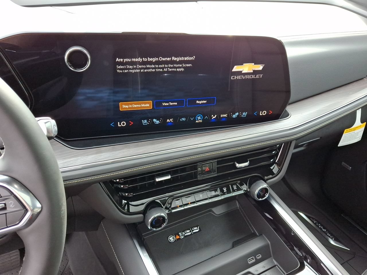 New 2026 Chevrolet Tahoe Premier AWD/4WD image 8
