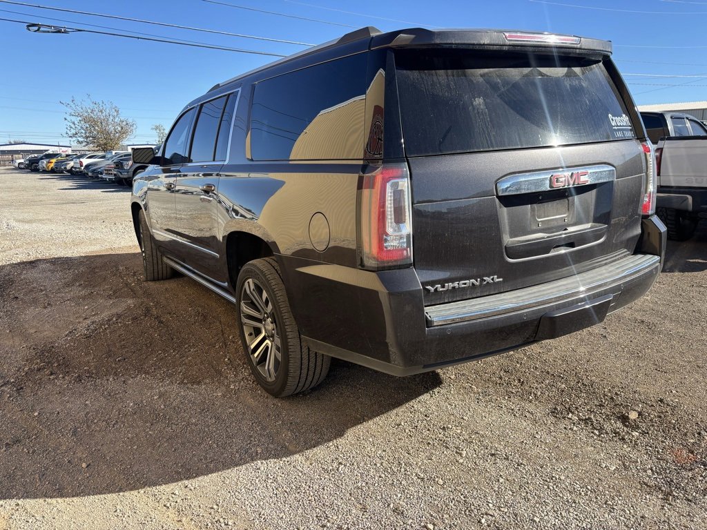 Used 2018 GMC Yukon XL Denali w/ Denali Ultimate Package image 5