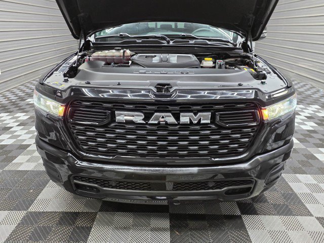 Used 2025 RAM 1500 Big Horn AWD/4WD image 38