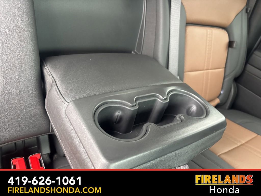 Used 2024 Chevrolet Silverado 3500 High Country w/ Technology Package image 56