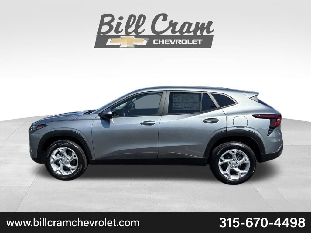 New 2026 Chevrolet Trax LS w/ LS Convenience Package FWD image 35