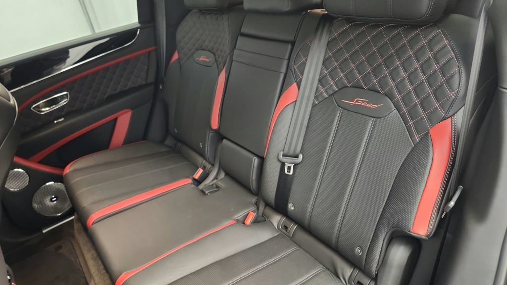 Used 2021 Bentley Bentayga Speed AWD/4WD image 49