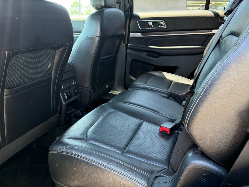 Used 2017 Ford Explorer Limited AWD/4WD image 13