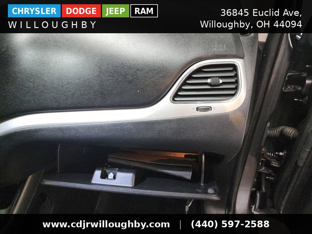 Used 2016 Dodge Journey R/T AWD/4WD image 38