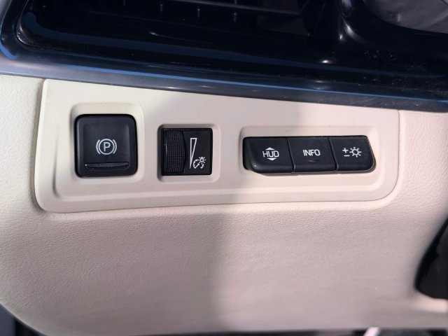 Certified 2020 Cadillac XT6 Premium Luxury FWD image 33