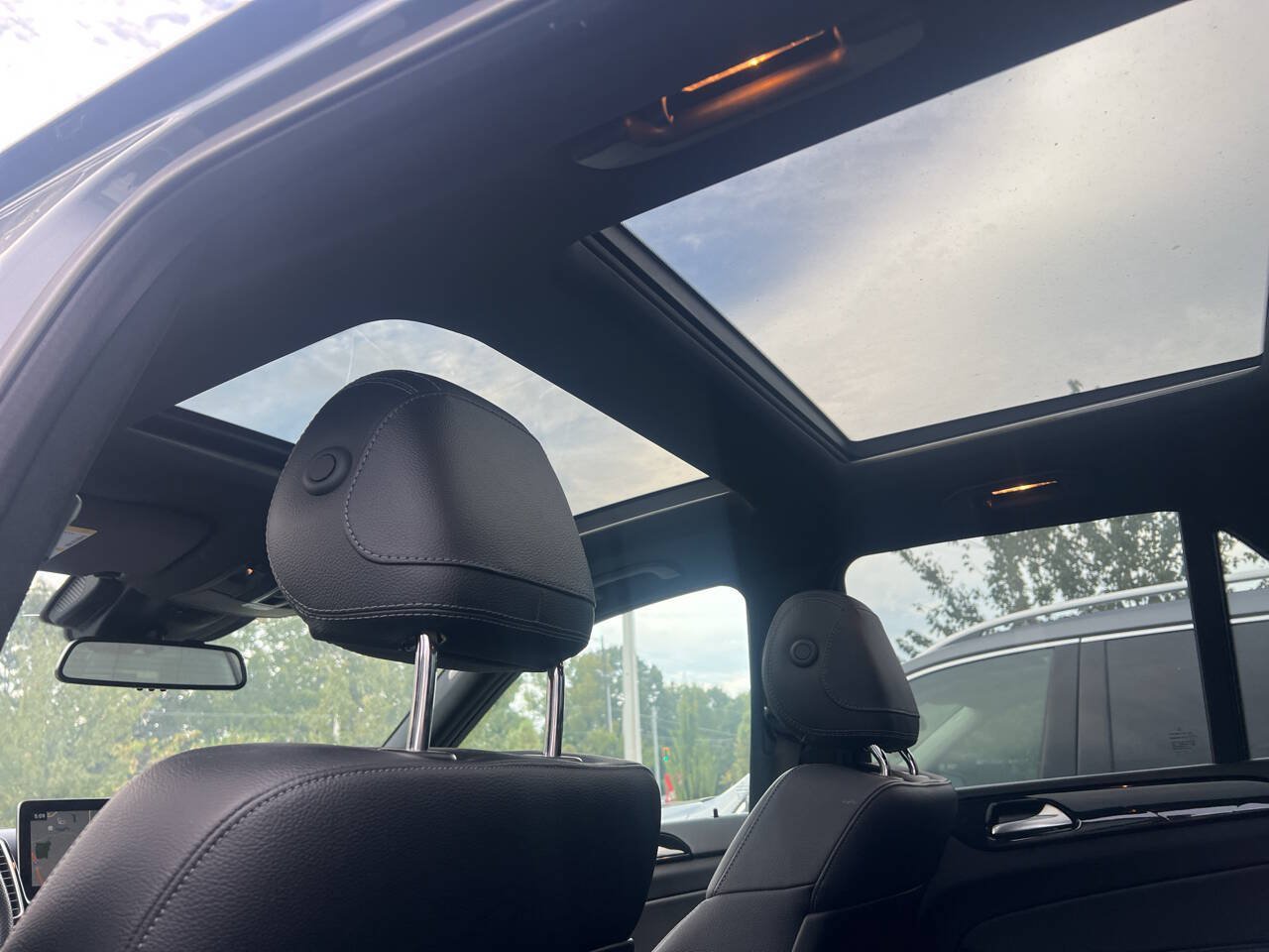 Used 2019 Mercedes-Benz GLE 400 4MATIC image 15