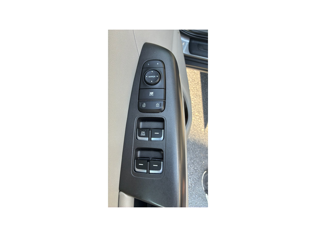 Used 2018 Kia Sportage LX FWD image 12